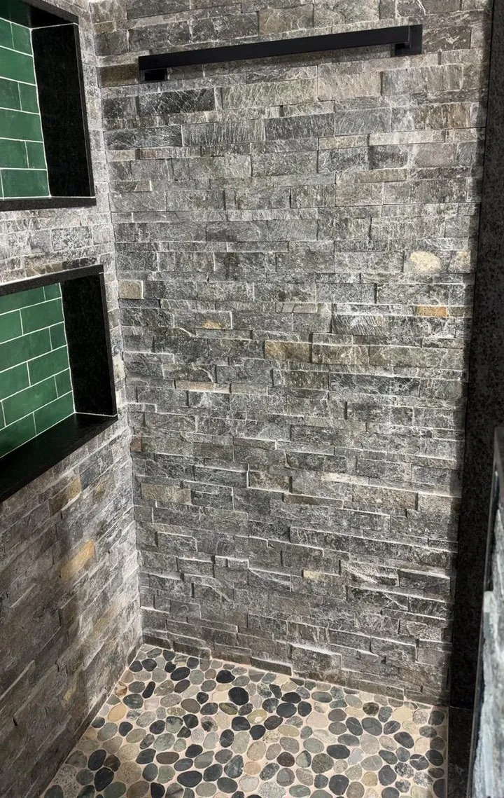 Stone masonry wall